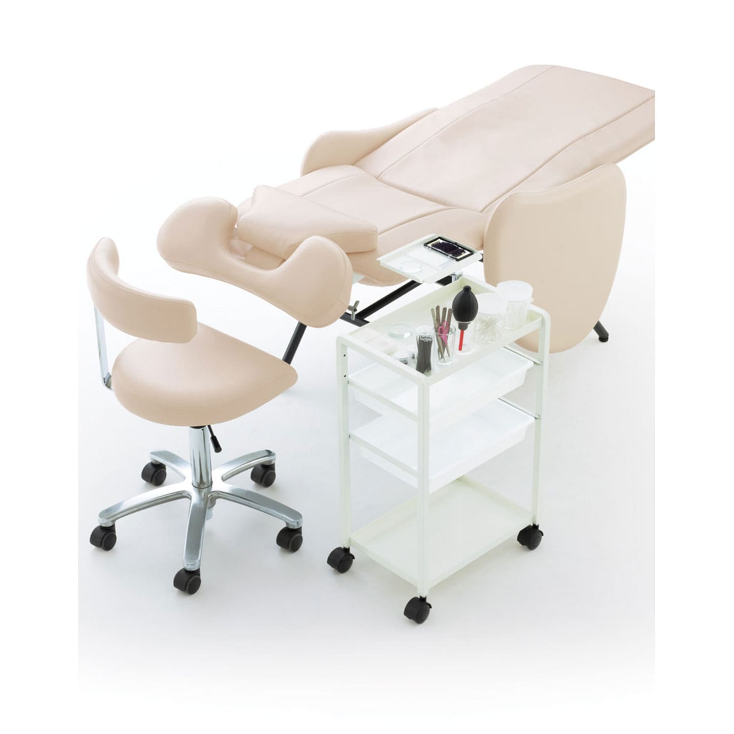 Riche Eyelash Eyebrow Threading Chair Takara Belmont